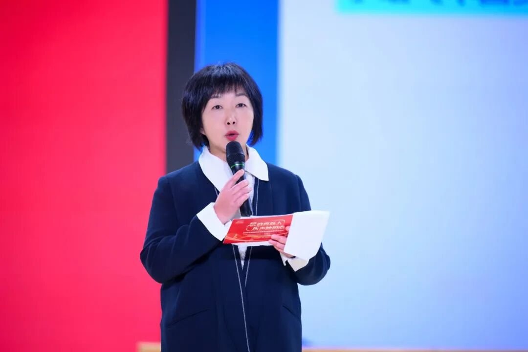 【火一动态】乐声裹着思政热,初心随旋律正燃! ——这场音乐思政课,把信仰“唱”进了青春里