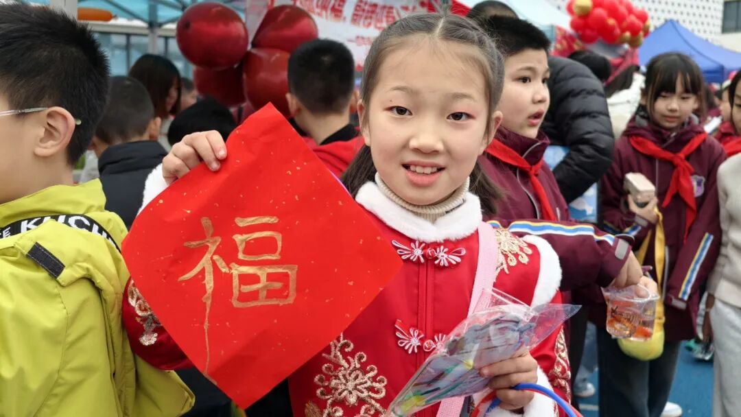 【火一月刊】珍藏岁末的星光|火炬一小十二月教育叙事 ——在冬天的故事里,看见教育悄然绽放的春天