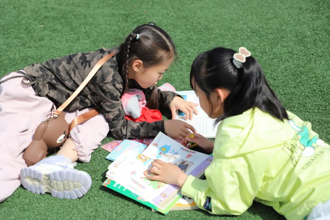 【火一月刊】四月书香漫，深耕行致远 —— 四月，火炬一小续写一卷成长篇